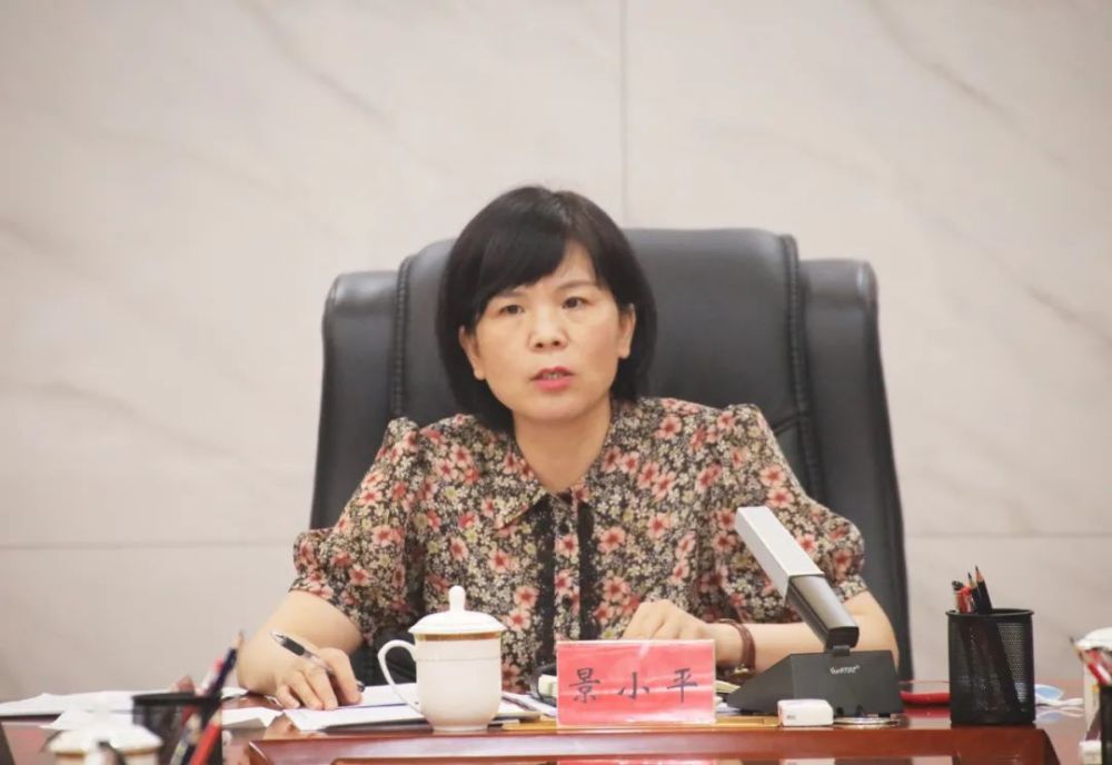 北京疫情防控工作与探索自然美景的和谐并进