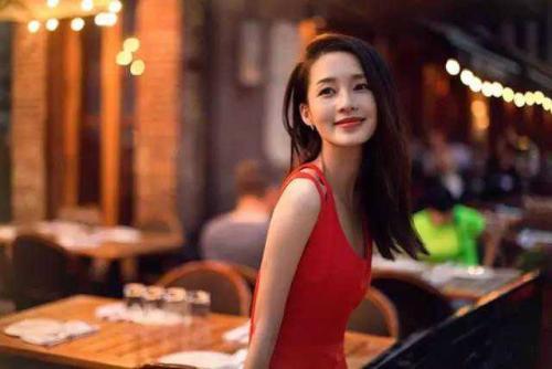 演员张美琪，演艺之路的闪耀之星