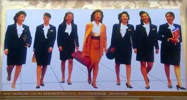 萨仁高娃探寻小巷美食之旅