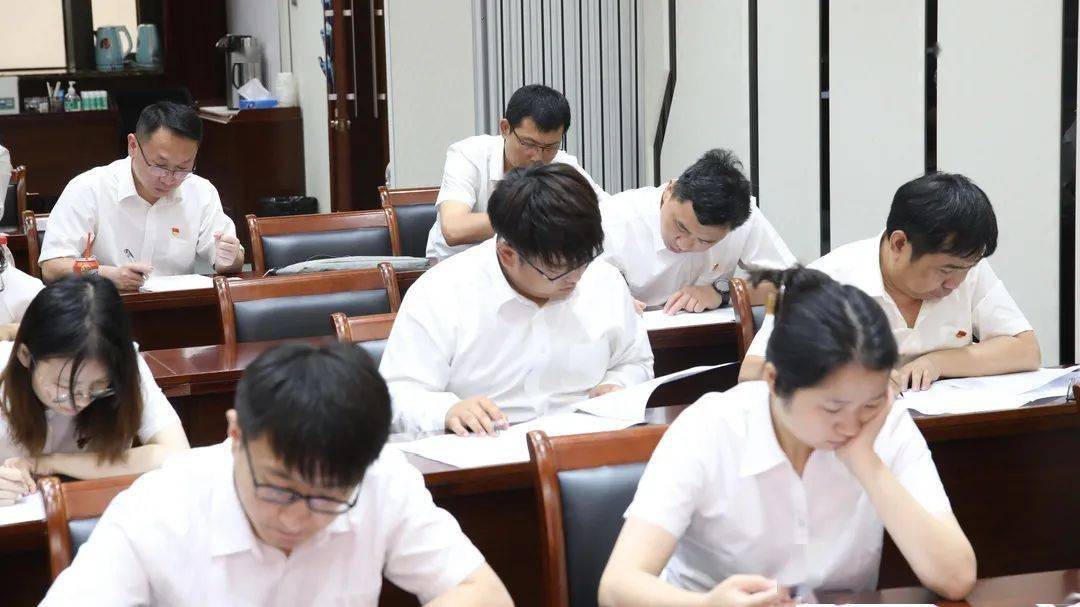 邹城最新通缉令，学习变化的力量，自信与成就感的召唤之路