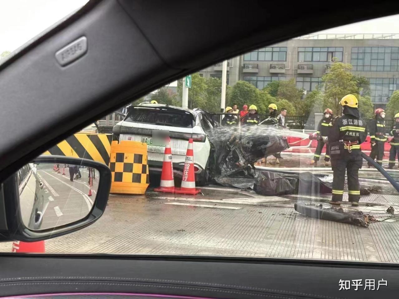 杭州车祸最新消息引发的多方观点分析与个人立场