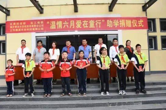温靳辰元月月日常更新，爱与陪伴的温馨时光